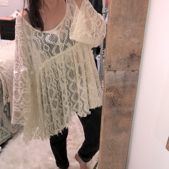 Free People boho crochet knit oversized top size xsmall/small - Picture 3 of 7